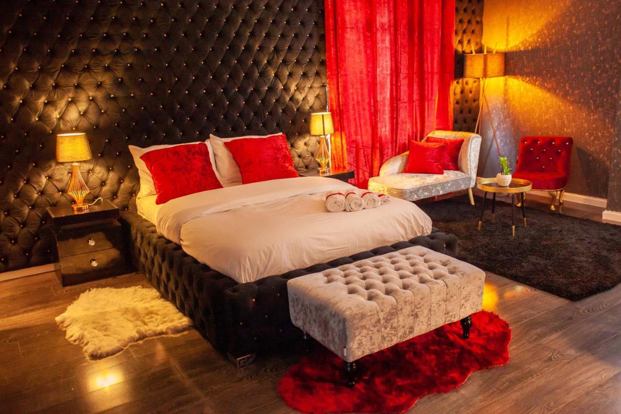 Opulent 1 Bedroom Cosy Suite เบอร์มิงแฮม ภายนอก รูปภาพ