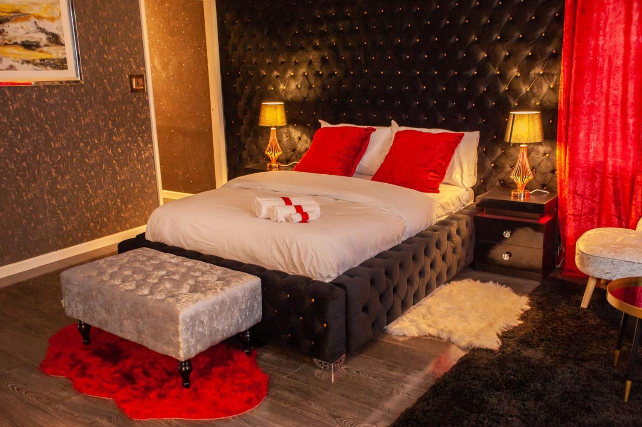 Opulent 1 Bedroom Cosy Suite เบอร์มิงแฮม ภายนอก รูปภาพ